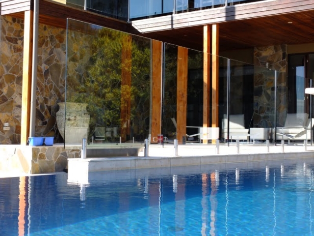 Glass Pool Fencing McCrae