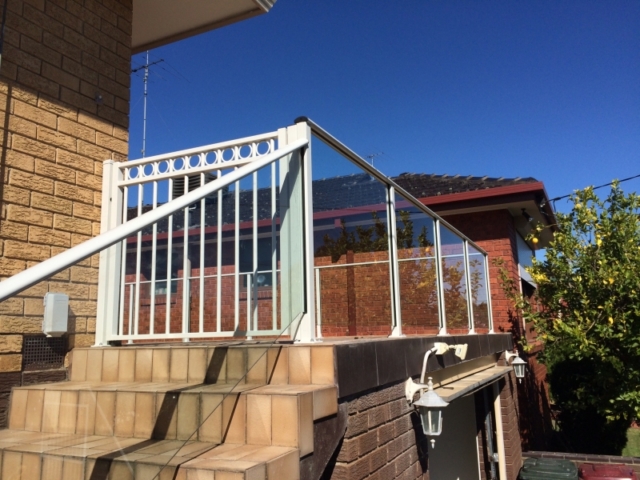 Glass balustrade Bulleen