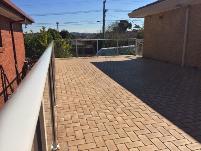 Glass fencing Bulleen