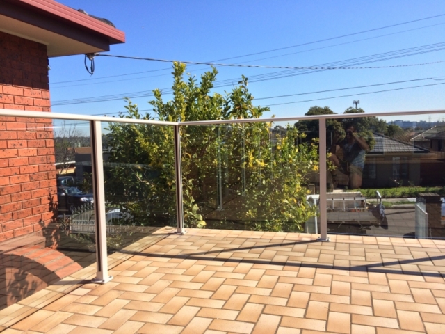 Glass Bulleen