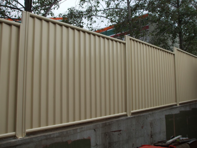 Colourbond Boundary Fence