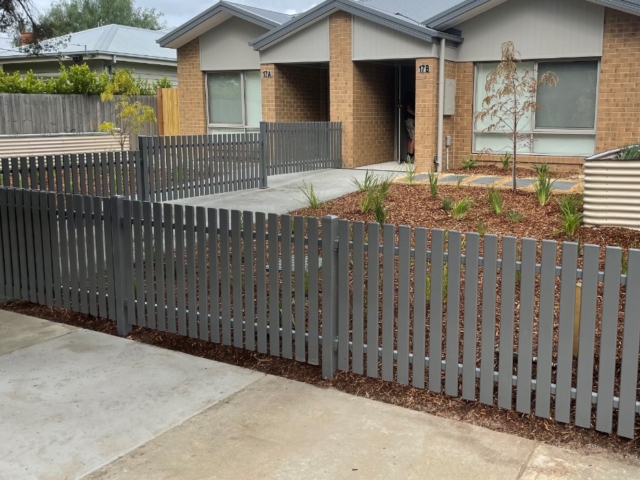 75mm Basalt steel picket fence - Geelong